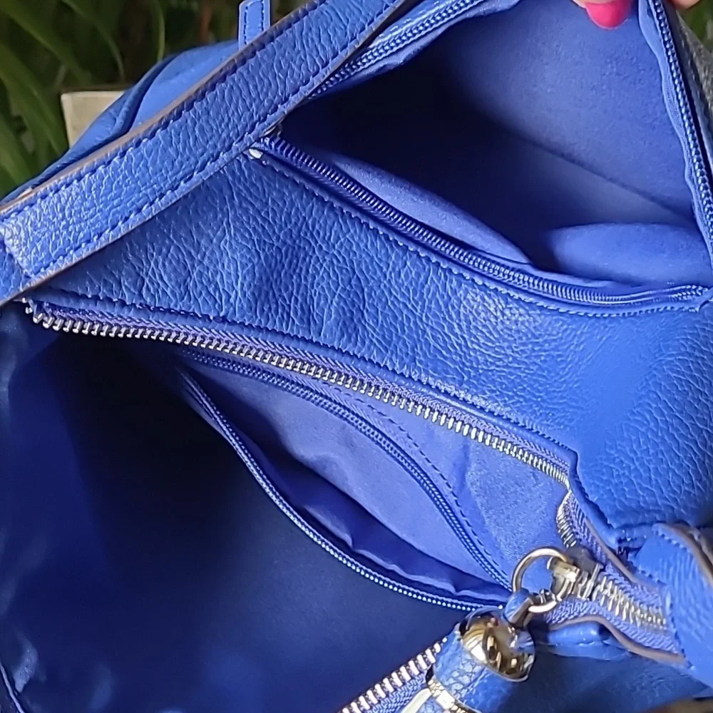 Liz Claiborne Hobo Bag ❤️